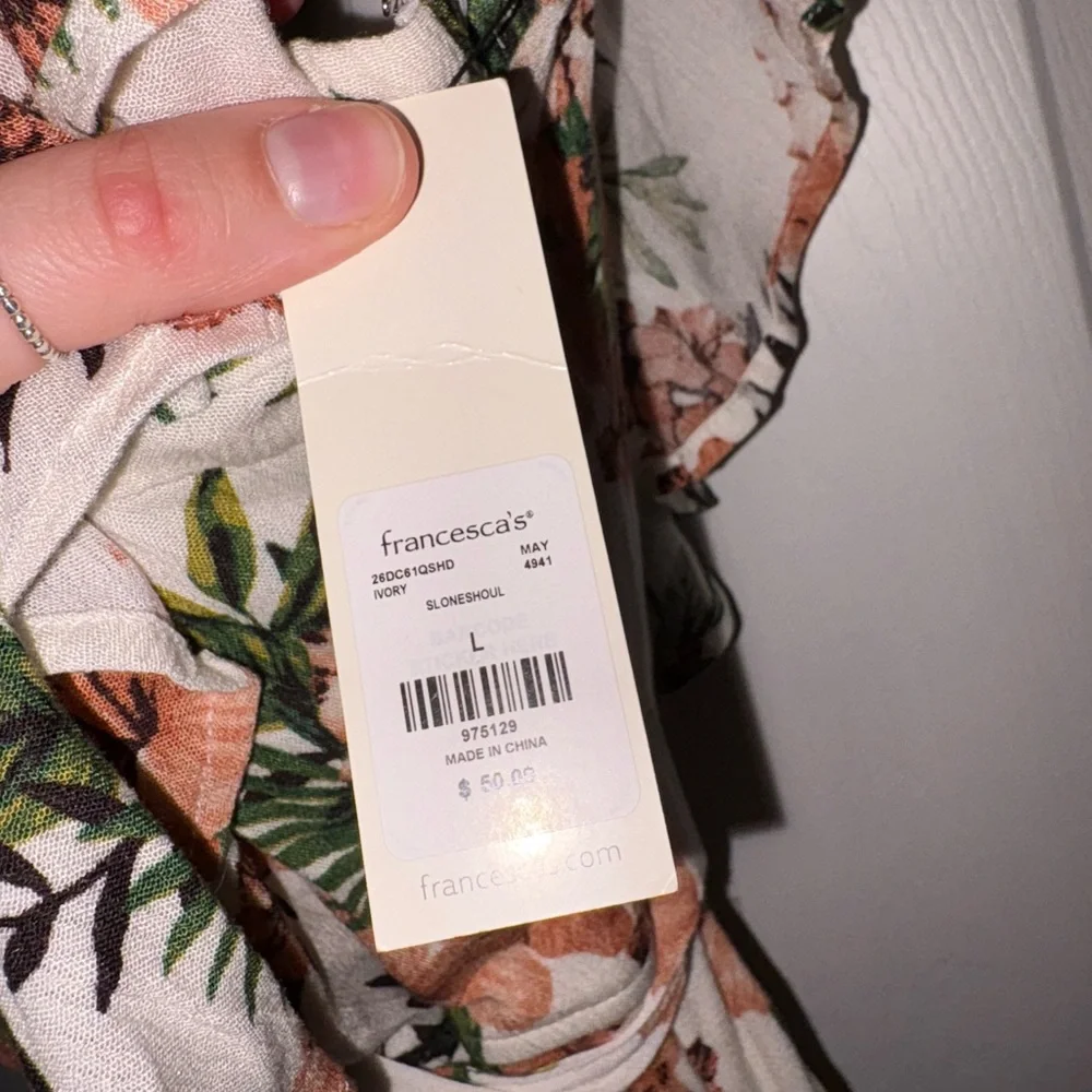 Floral Ruffle One-Shoulder Romper - Picture 5 of 6